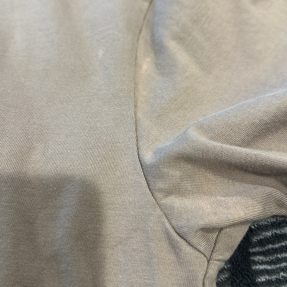 Essentials Shirt - Picture 5 of 7